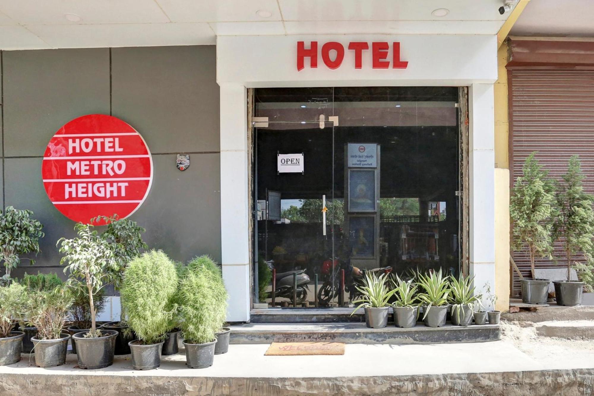 Hotel O Metro Height'S Near Nangloi Railway Metro Station Delhi  Exterior photo
